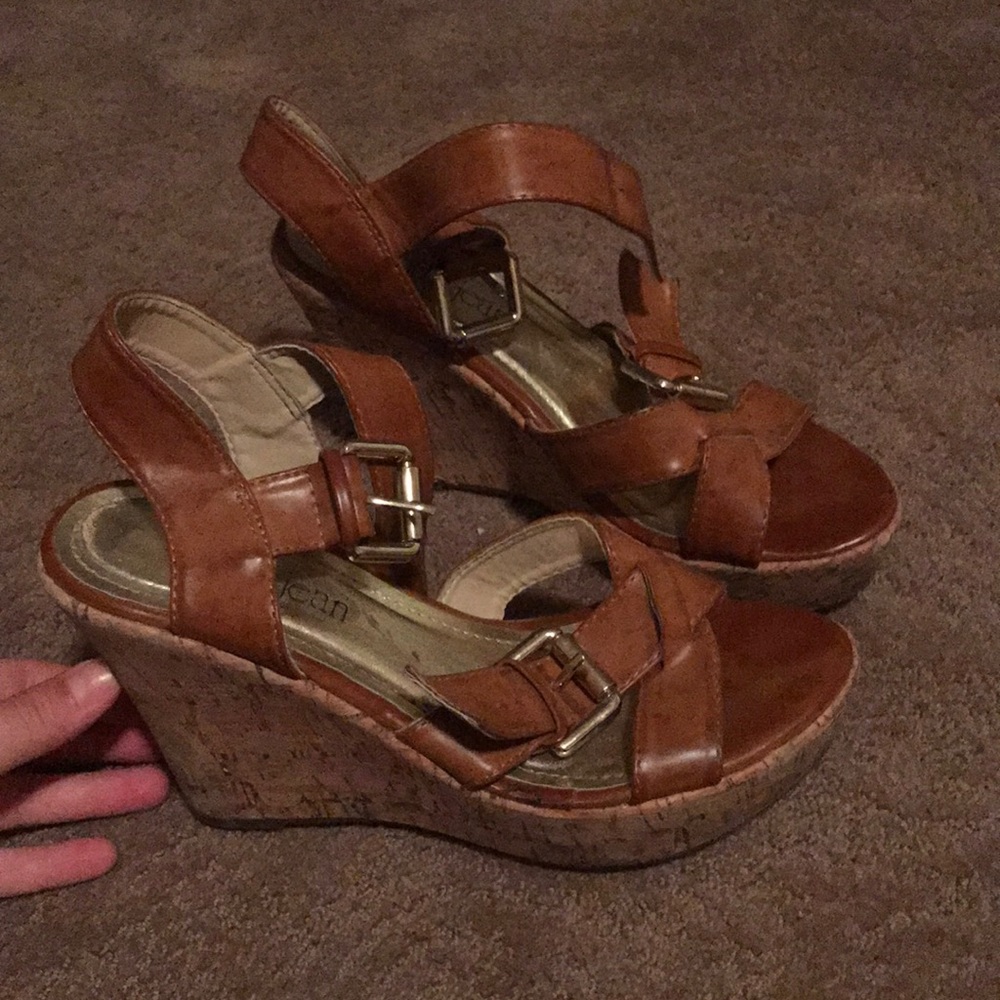 Cork wedges